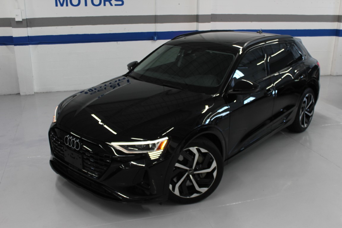 Used 2024 Audi Q8 e-tron Premium Plus AWD/4WD image 3