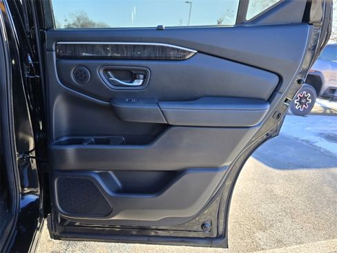 Used 2023 Honda Pilot Elite image 32