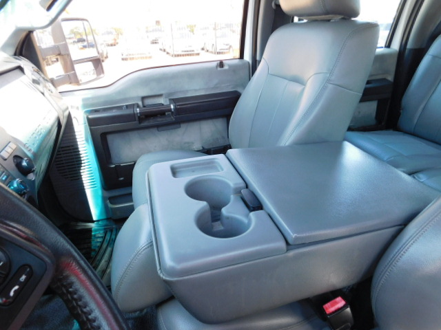 Used 2012 Ford F350 4x4 Crew Cab DRW Super Duty image 17