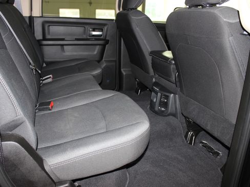 Used 2019 RAM 3500 Tradesman image 20