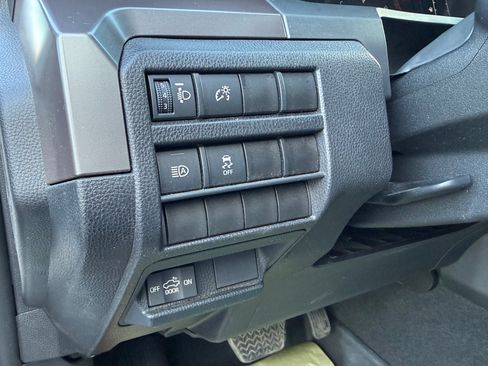 Used 2024 Toyota Tacoma SR5 image 21