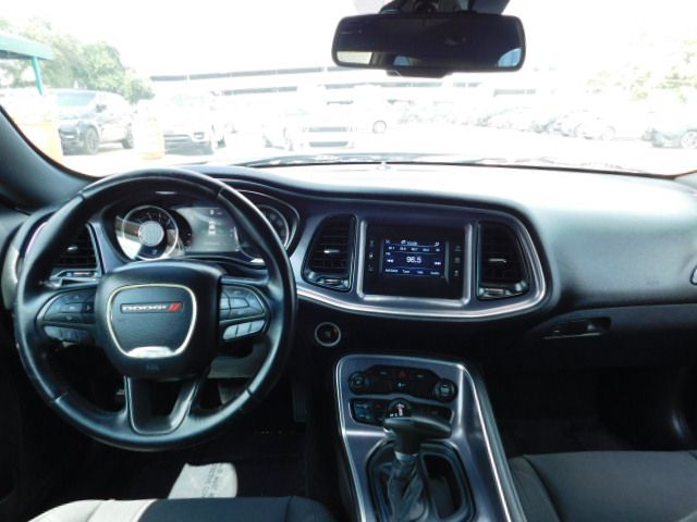 Used 2015 Dodge Challenger SXT RWD image 11