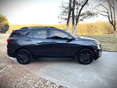 Used 2022 Chevrolet Equinox RS image 6