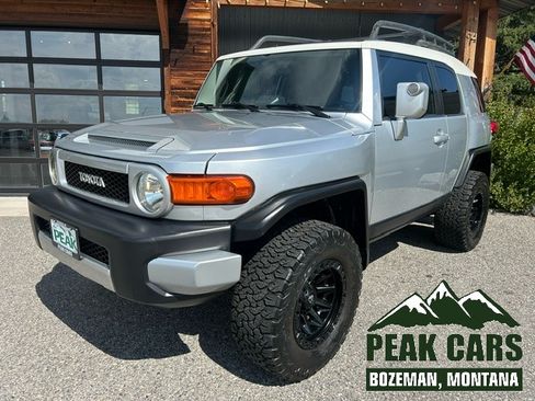 Used 2007 Toyota FJ Cruiser image 1