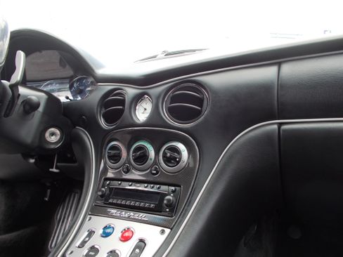 Used 2006 Maserati GranSport image 16