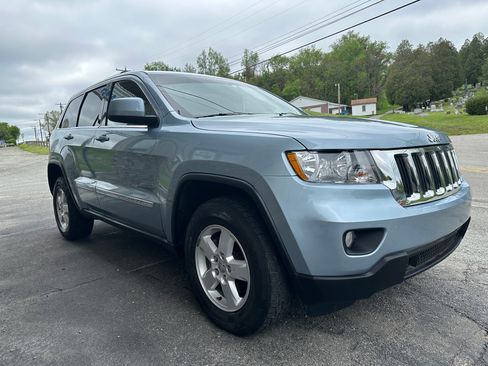 Used 2012 Jeep Grand Cherokee Laredo image 5