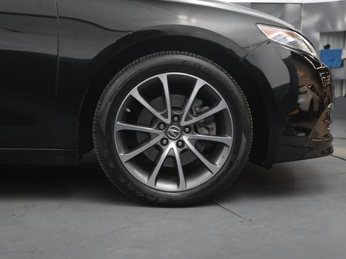 Used 2017 Acura TLX image 17