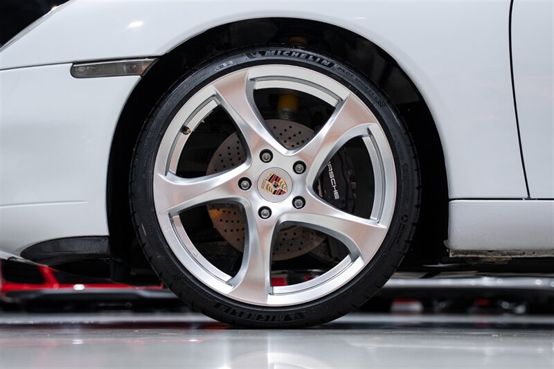 Used 1999 Porsche 911 Carrera 4 AWD/4WD image 12