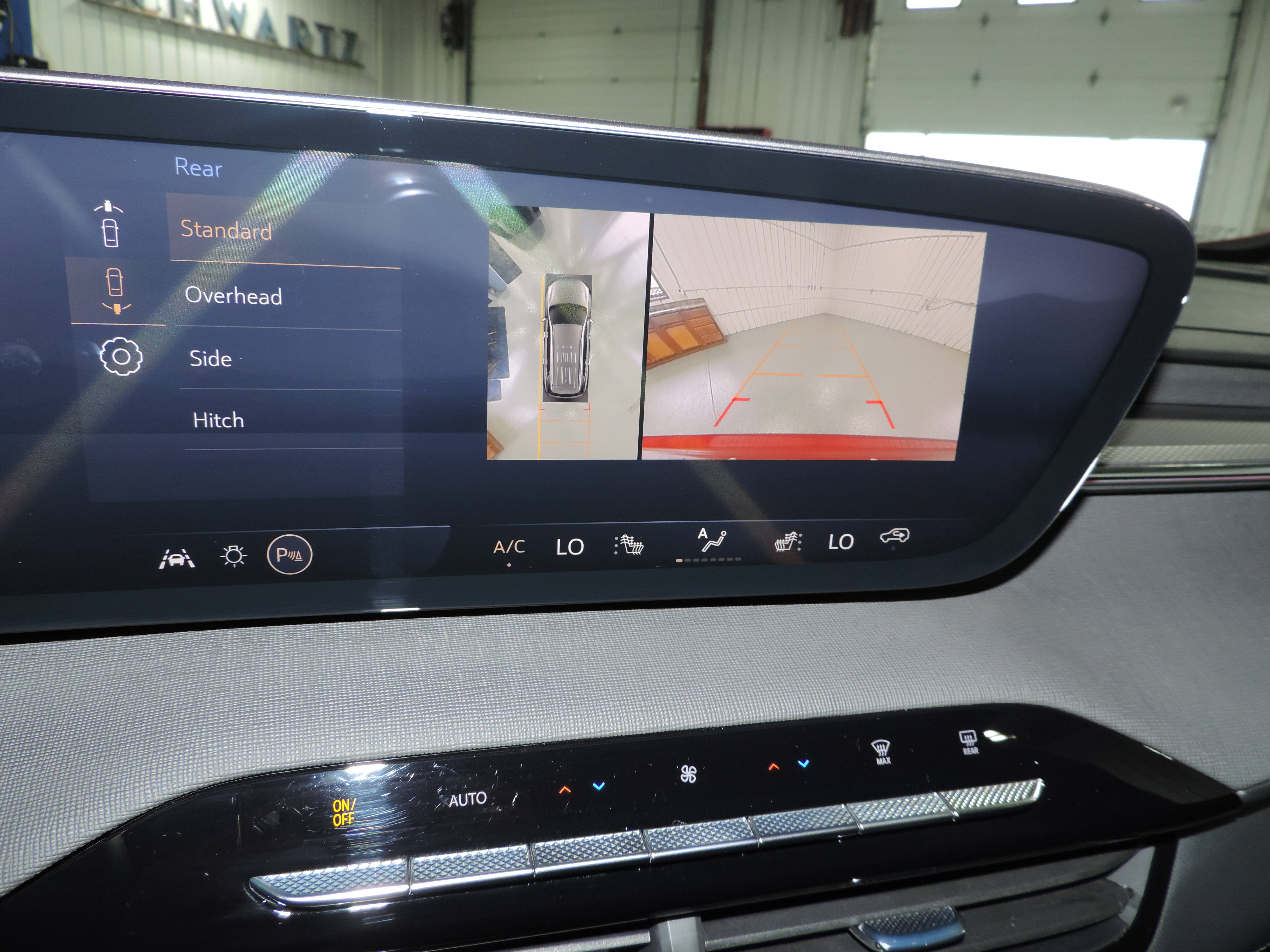 Used 2026 Buick Enclave AWD Sport Touring image 41