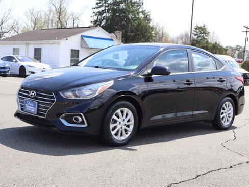 Used 2020 Hyundai Accent SEL image 4