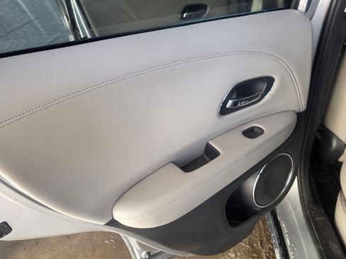 Used 2016 Honda HR-V EX-L image 23