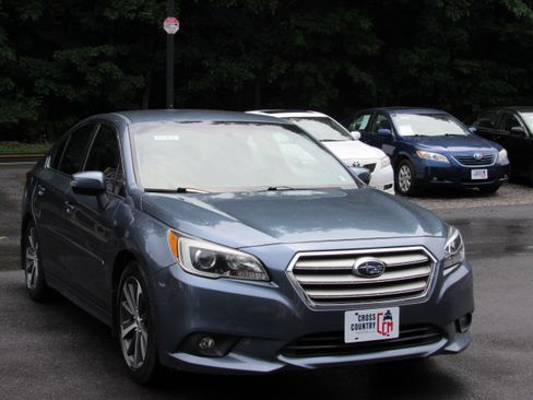 Used 2015 Subaru Legacy 2.5i Limited AWD/4WD image 12