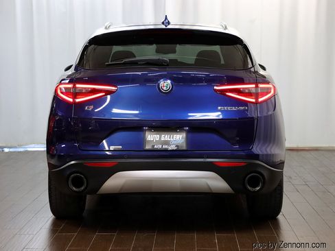Used 2019 Alfa Romeo Stelvio AWD image 7