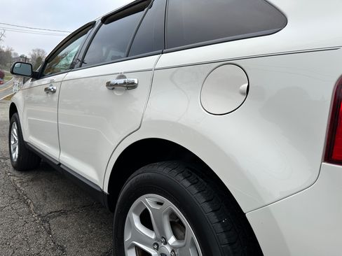 Used 2012 Ford Edge SEL image 7