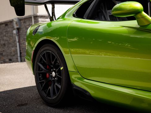 Used 2017 Dodge Viper GTC image 69