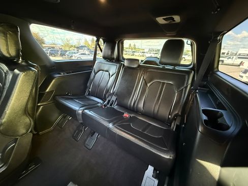Used 2019 Ford Expedition Max 4WD Limited image 18