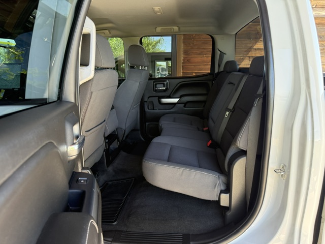 Used 2018 Chevrolet Silverado 2500 4x4 Crew Cab LT image 18