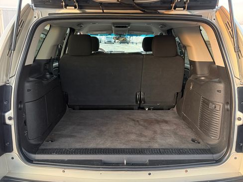 Used 2012 Chevrolet Tahoe LS image 14