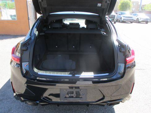 Used 2025 BMW X4 xDrive30i image 14