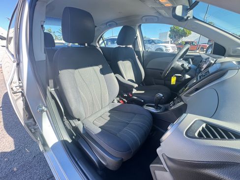 Used 2015 Chevrolet Sonic LT image 16