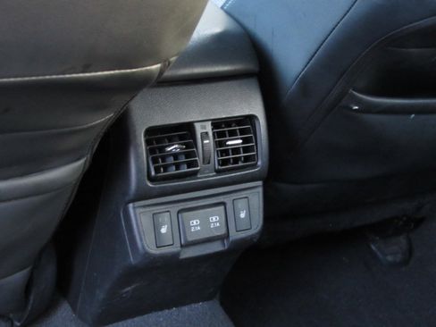 Used 2019 Subaru Outback 2.5i Limited image 16