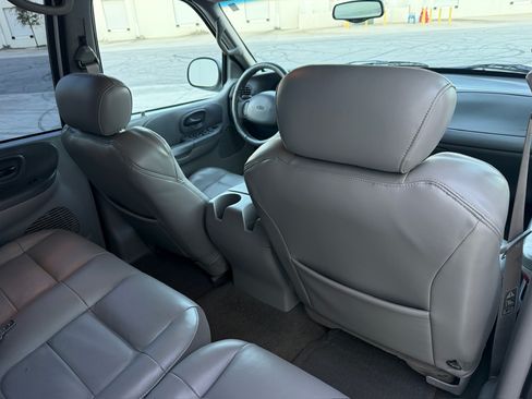 Used 2001 Ford F150 image 14