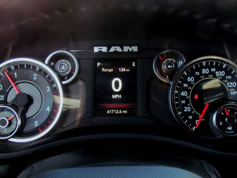 Used 2024 RAM 2500 Big Horn image 30