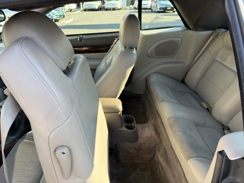 Used 2004 Chrysler Sebring Limited image 13