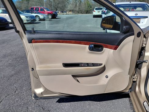 Used 2008 Saturn Aura XE image 12