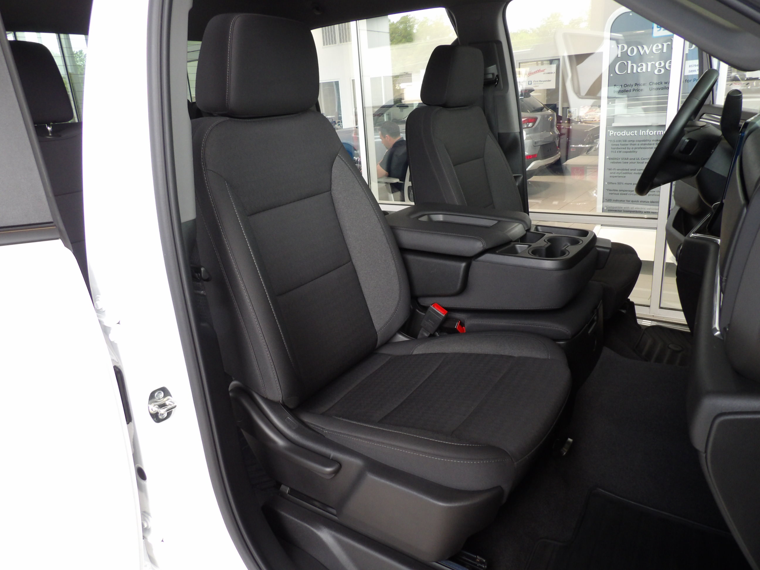 Used 2025 Chevrolet Silverado 2500 4x4 Crew Cab LT image 25