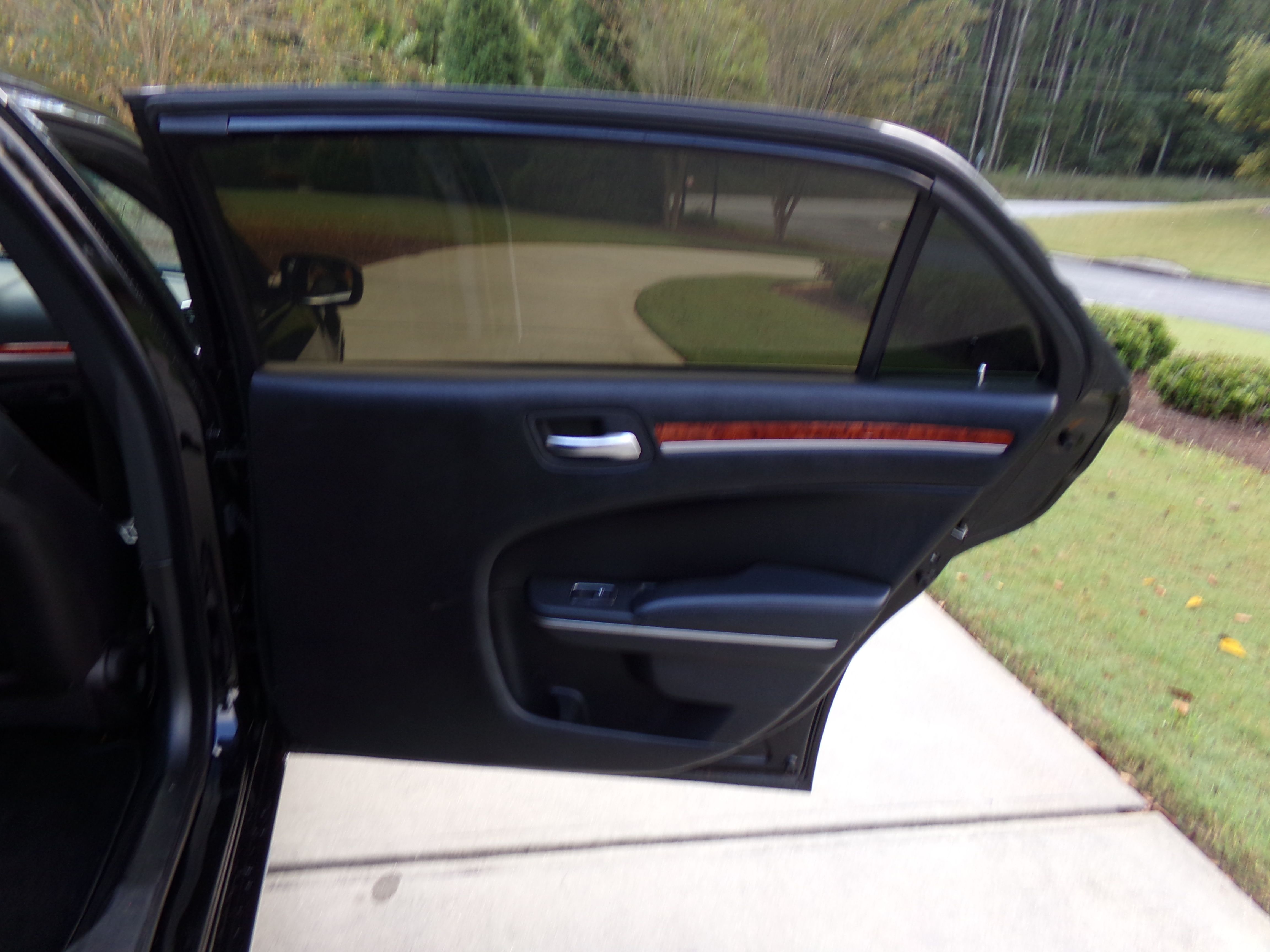 Used 2014 Chrysler 300 S RWD image 20