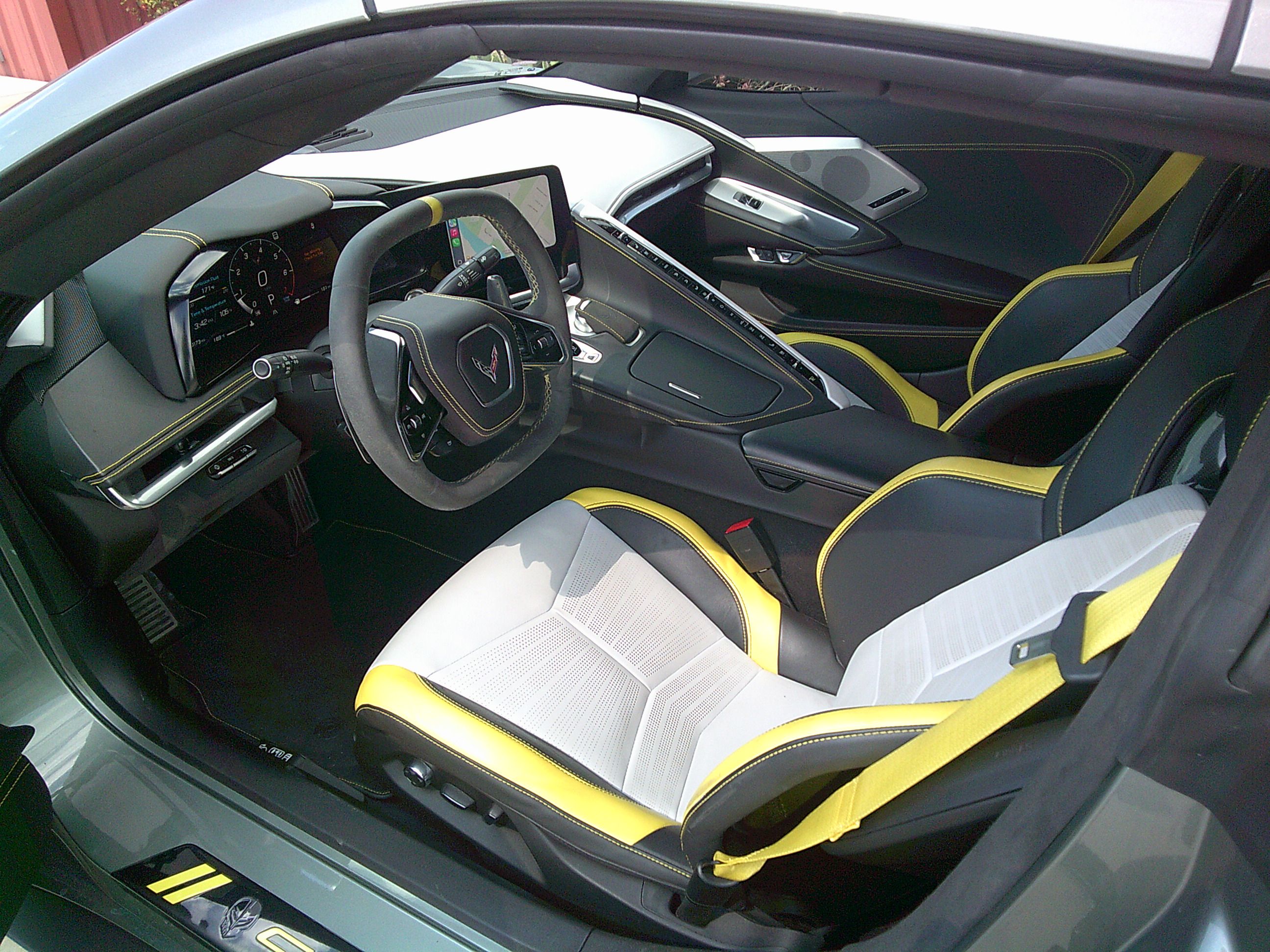 Used 2022 Chevrolet Corvette Stingray Premium Conv w/ 3LT RWD image 12