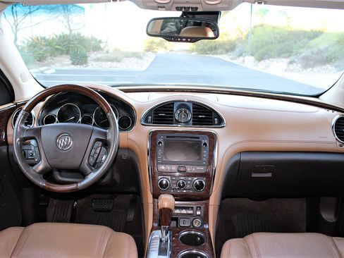 Used 2015 Buick Enclave Premium image 22