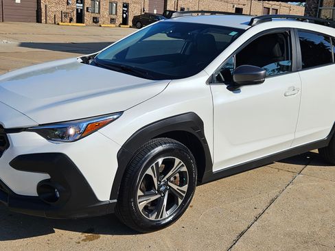 Used 2024 Subaru Crosstrek 2.0i Premium AWD/4WD image 4