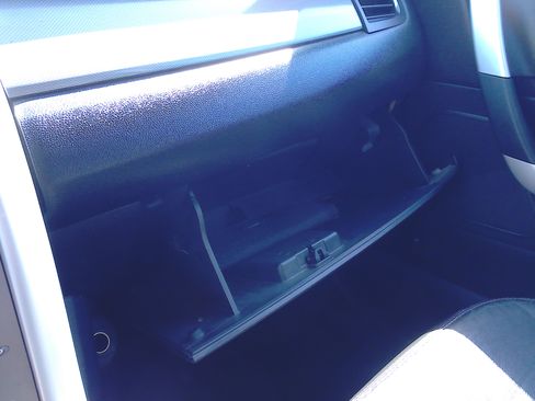 Used 2013 Ford Edge SEL image 18