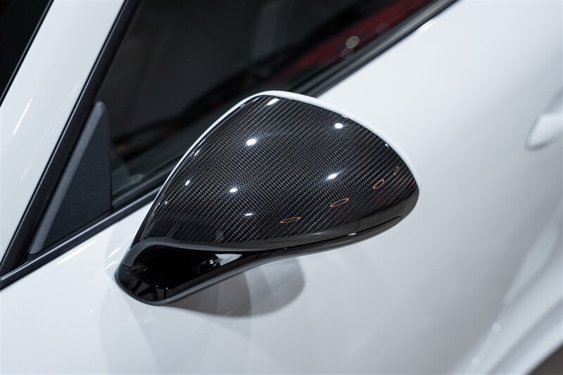 Used 2018 Porsche 911 GT3 RWD image 65
