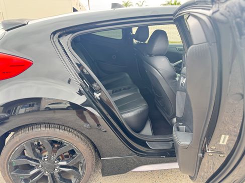 Used 2015 Hyundai Veloster Turbo FWD image 20