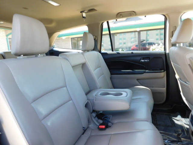 Used 2020 Honda Pilot FWD EX-L image 27