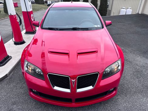 Used 2008 Pontiac G8 image 2