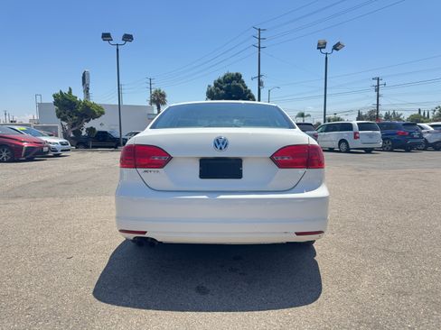 Used 2013 Volkswagen Jetta S Sedan 4D FWD image 7