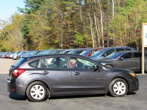 Used 2013 Subaru Impreza 2.0i image 12