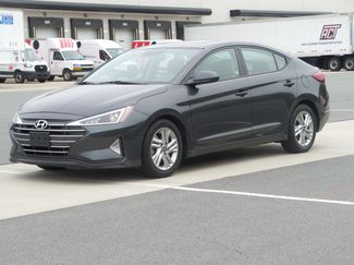 Used 2020 Hyundai Elantra image 1