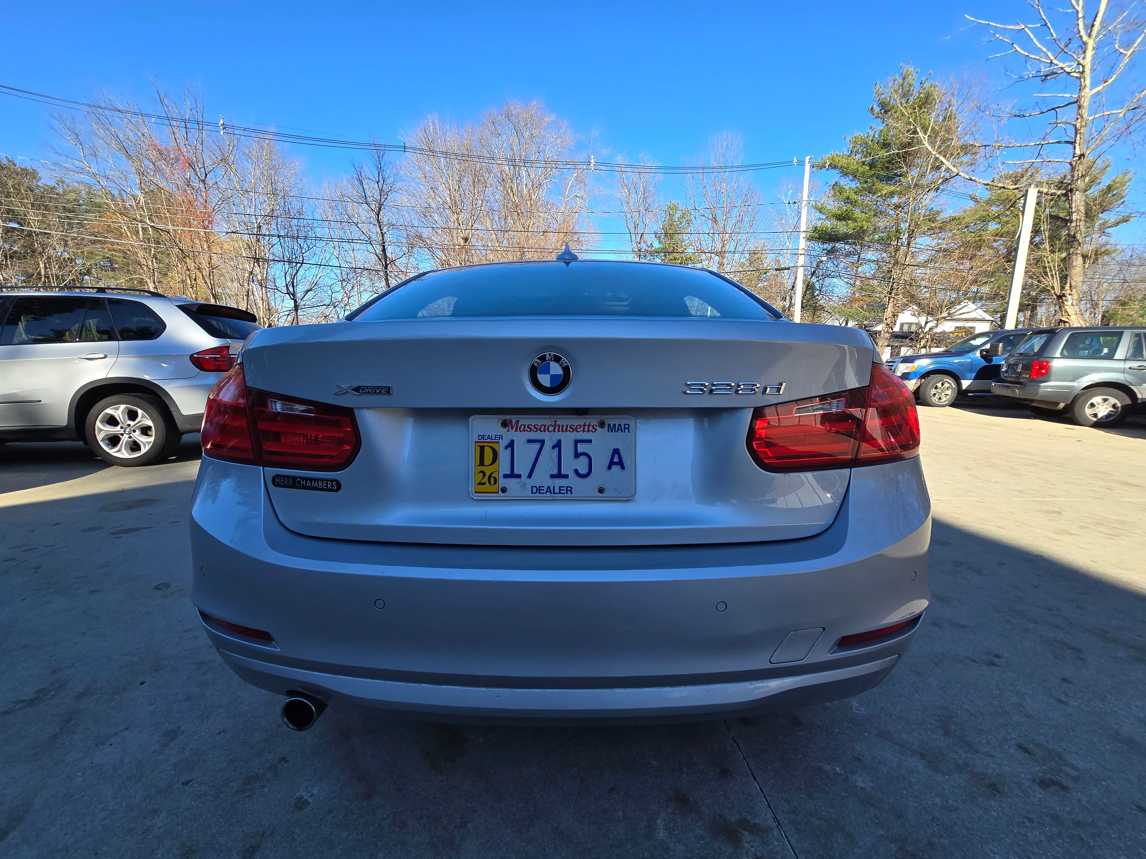 Used 2015 BMW 328d xDrive AWD/4WD image 2