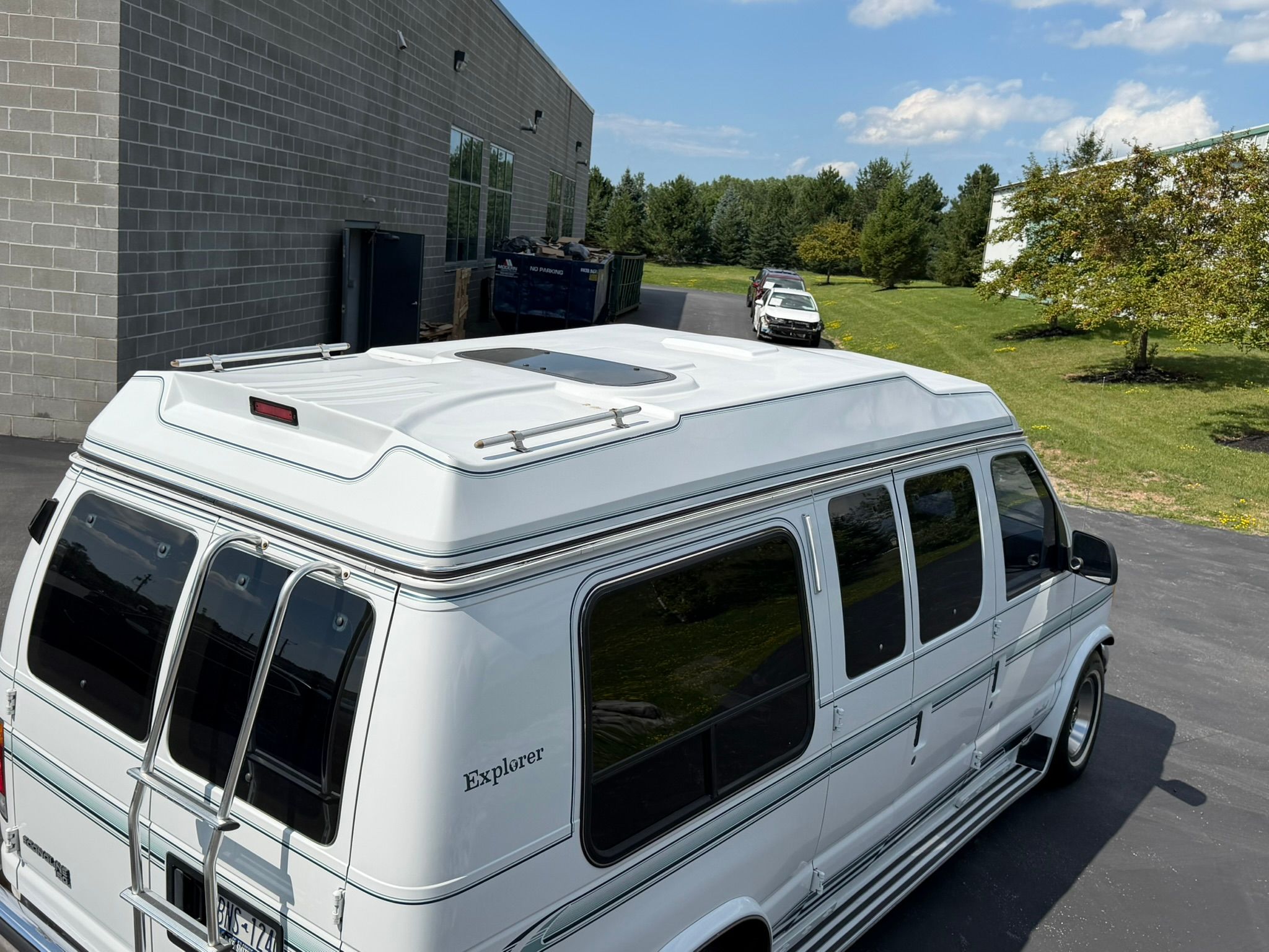 Used 1994 Ford E-150 and Econoline 150 Custom RWD image 12