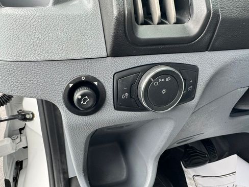 Used 2019 Ford Transit 350 138 DRW RWD image 15