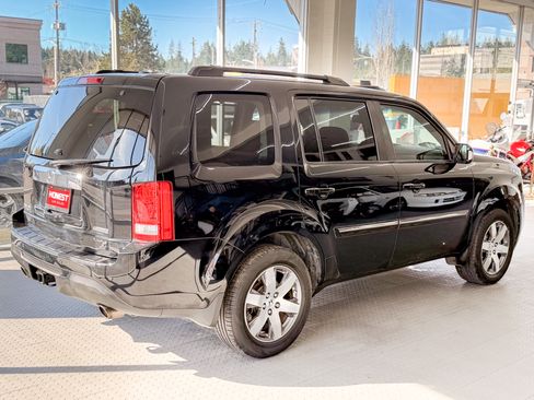 Used 2015 Honda Pilot Touring image 4