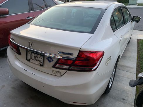 Used 2014 Honda Civic GX image 2