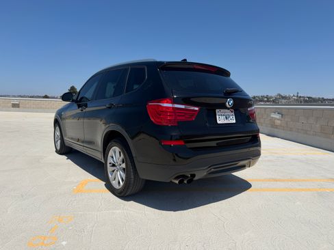 Used 2017 BMW X3 sDrive28i RWD image 5