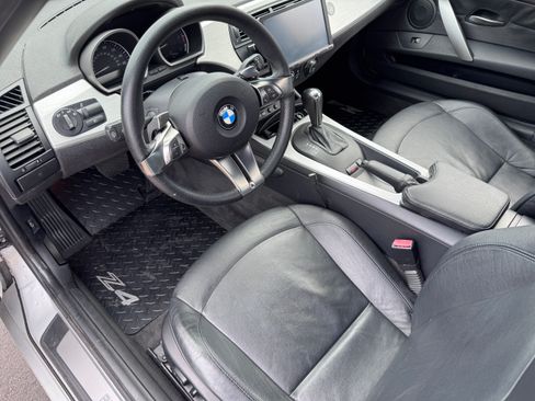 Used 2006 BMW Z4 3.0i image 7