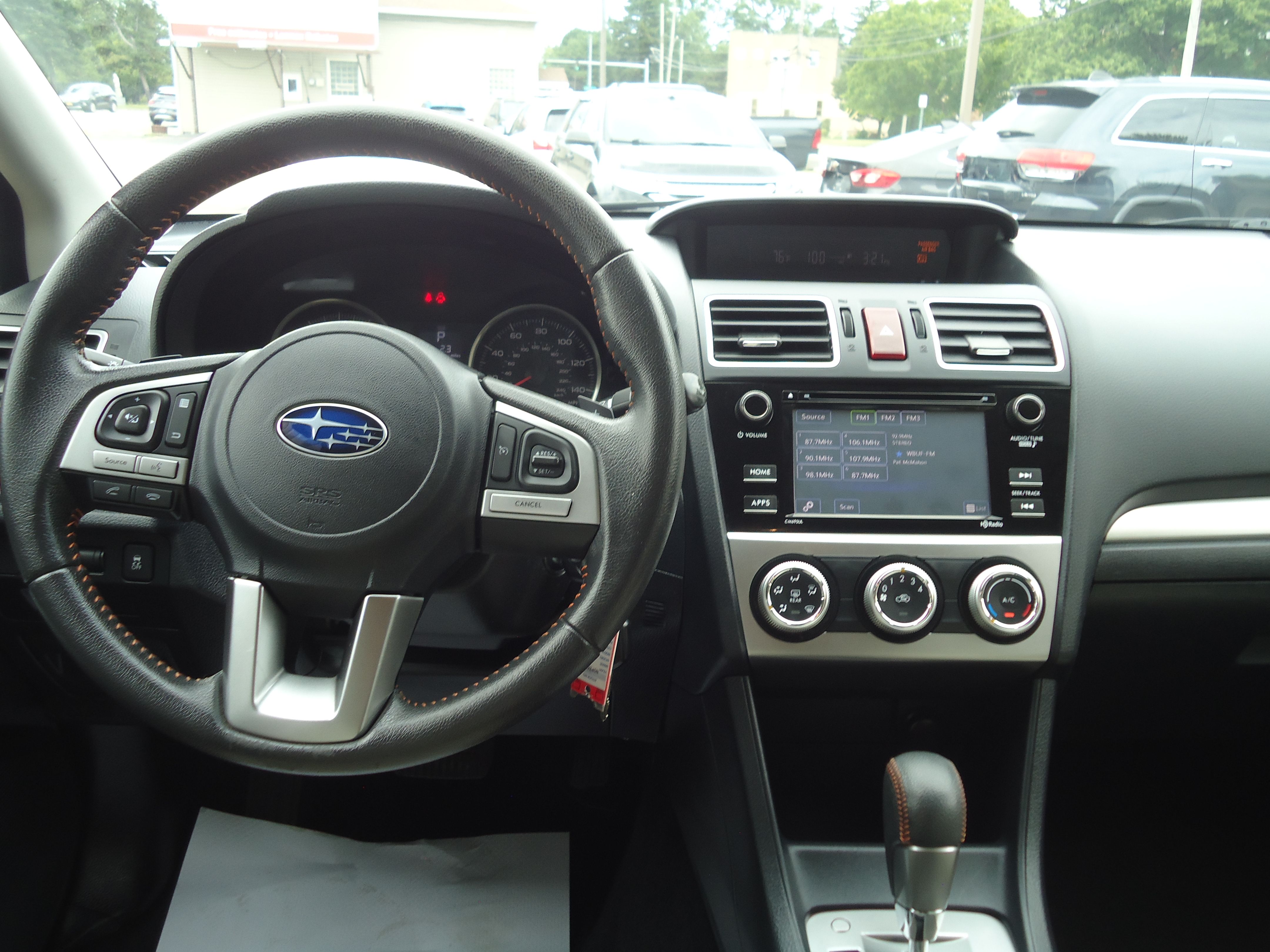 Used 2017 Subaru Crosstrek 2.0i Premium AWD/4WD image 7